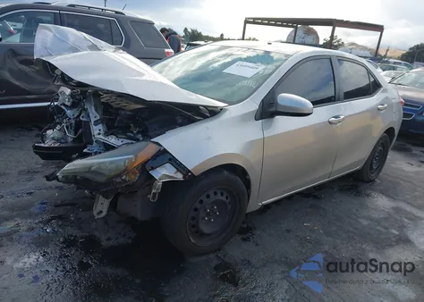 2017 Toyota Corolla Le z USA, uszkodzony, nr VIN 5YFBURHE0HP705948